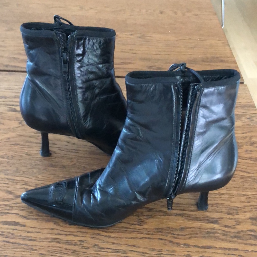 Chanel black booties - Picture 3 of 6